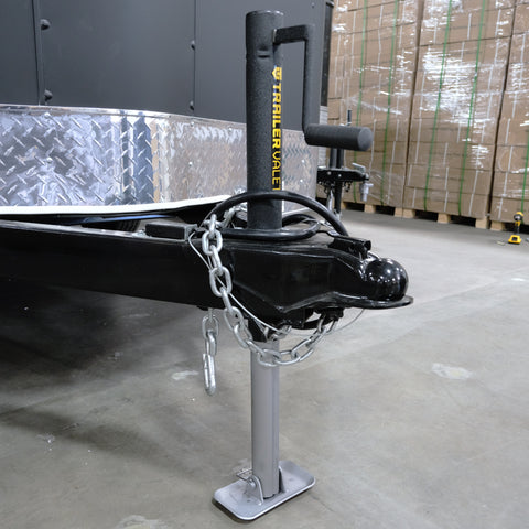 Lifestyle image showing JX 2K center jack mounted to trailer in outdoor setting - REFTVJX2-C